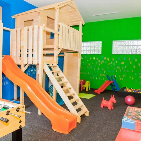 Dornroeschen Mit Suedseitigem Balkon By Interhome Apartment Allmuthshausen