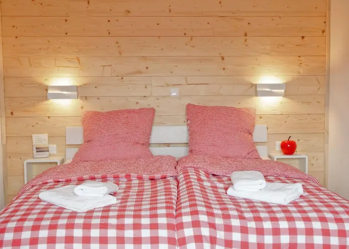 Dornroeschen Mit Suedseitigem Balkon By Interhome Apartment Allmuthshausen